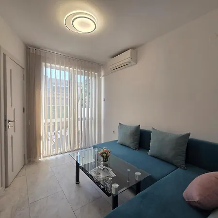 Апартамент Iva's Cozy Loft Варна