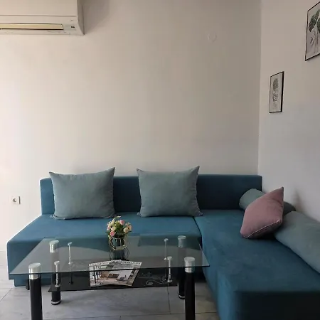 דירה Iva's Cozy Loft
